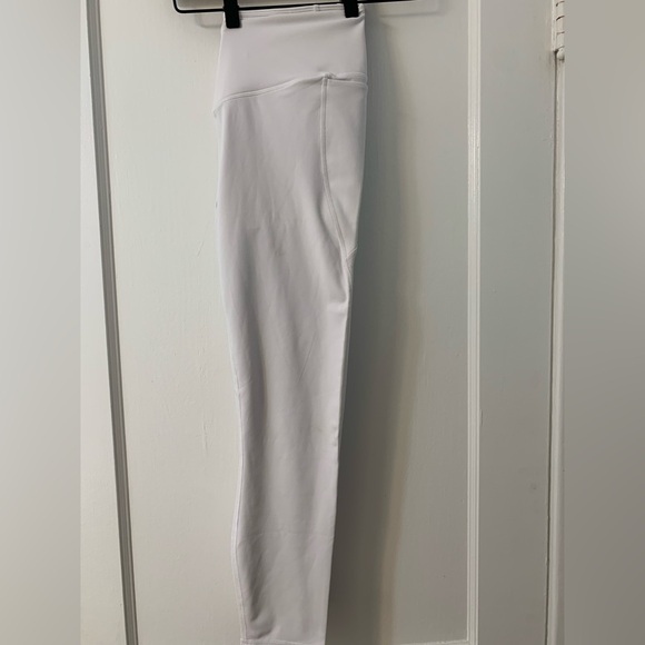 High Waisted PureLuxe Crossover 7/8 Legging - Picture 4 of 4